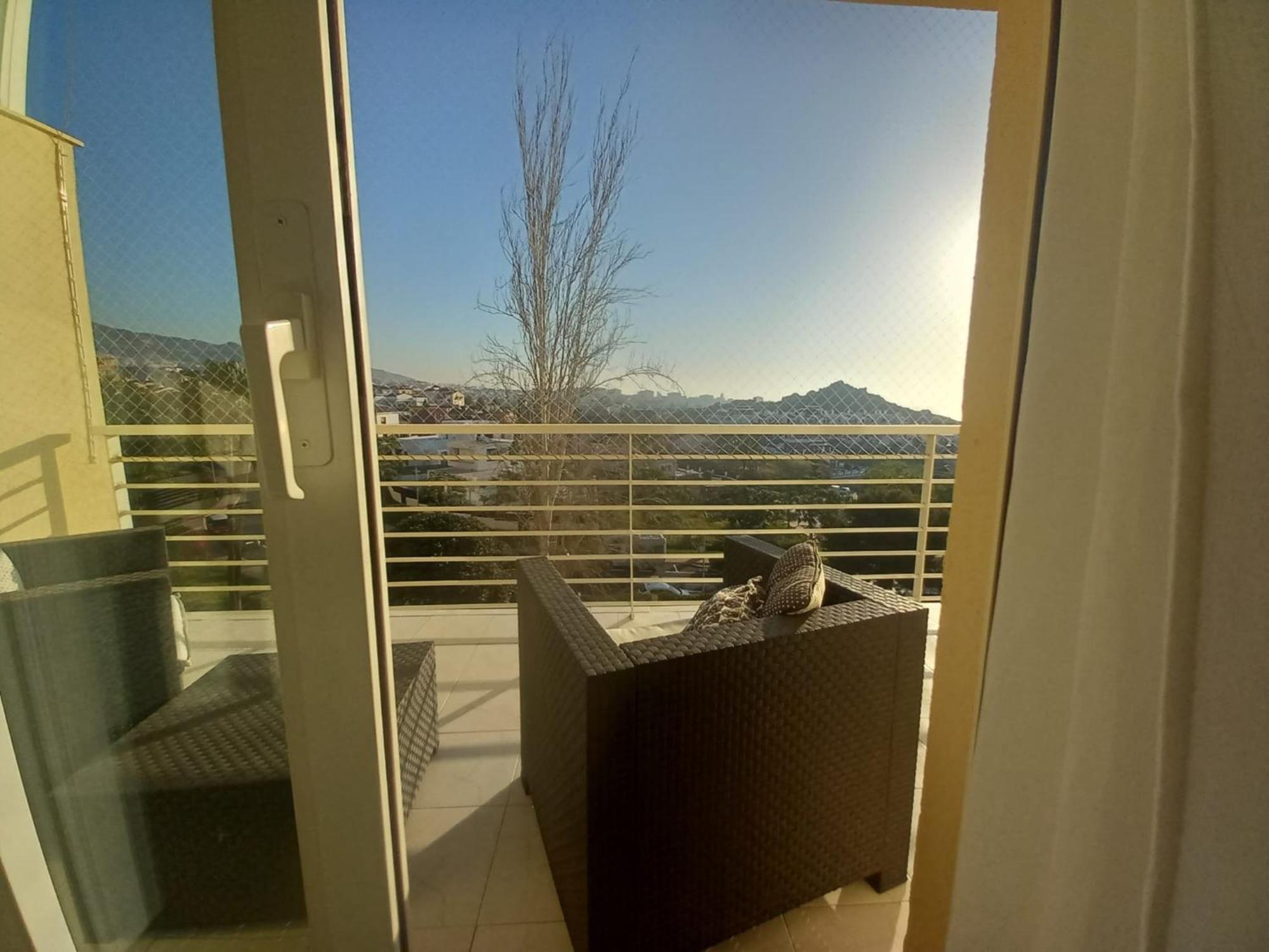 Amplio, Luminoso Y Moderno Apartamento Con Amplia Terraza Y Hermosas Vistas En Exclusiva Urbanizacion 베날마데나코스타 외부 사진